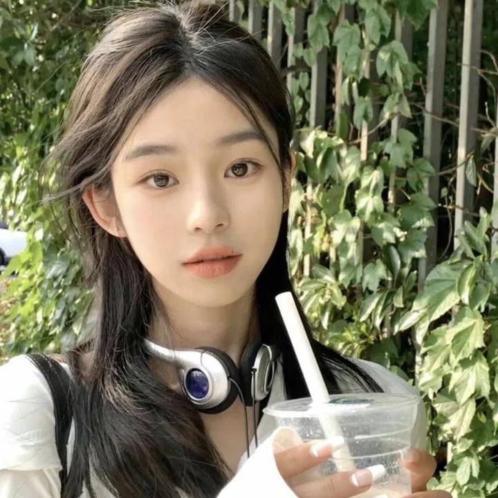 爱我者，予我牢笼